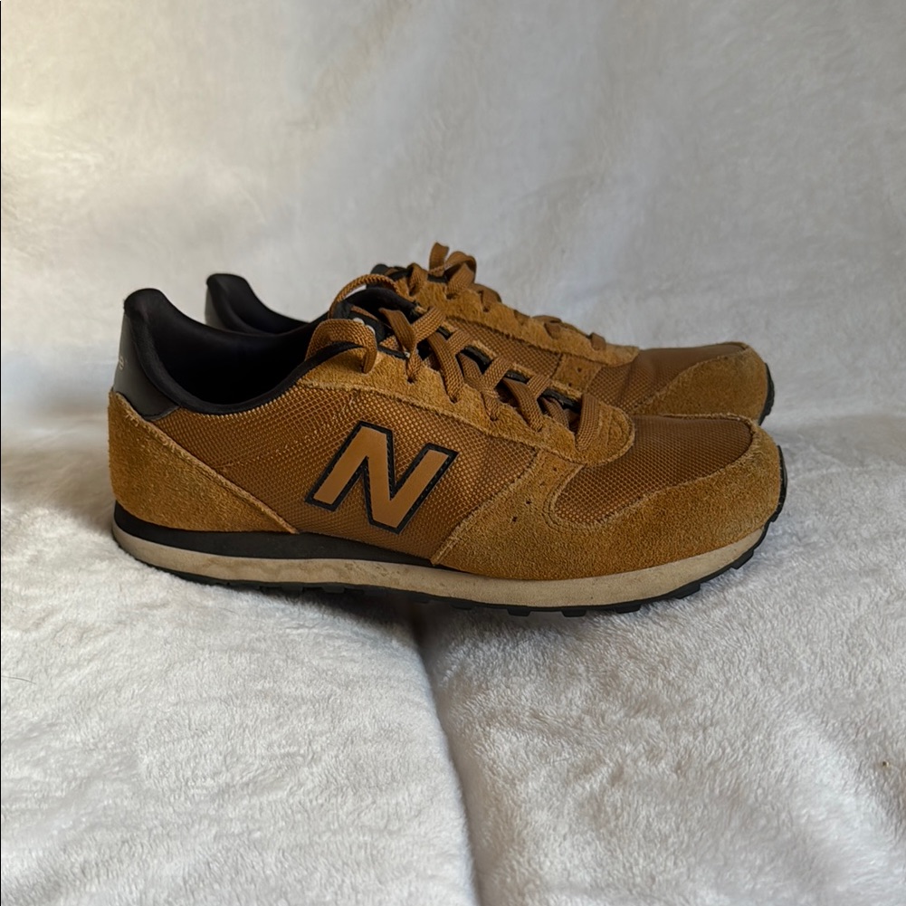 New Balance 311